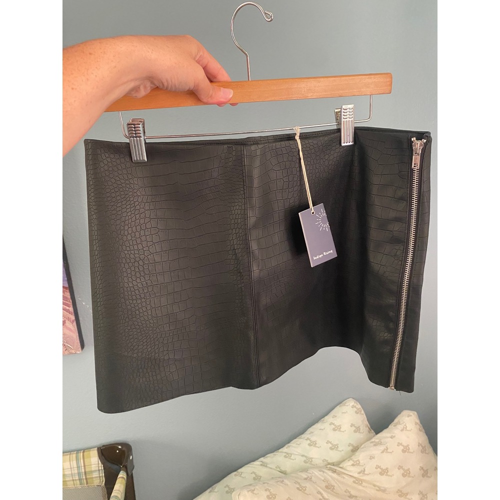 Indigo Rising Black Croc Embossed Faux Leather Mini Skirt Side Zip XL NWT